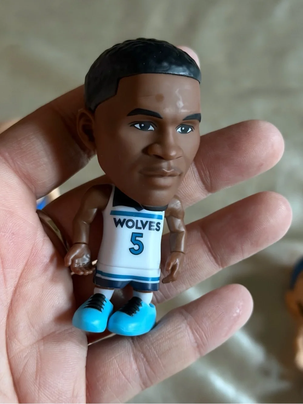 Zuru 5 Surprise NBA Ballers Action Figures Lot of 6 With Keychain and ball